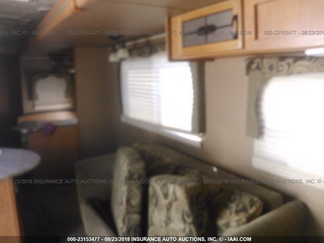 4X4TPUP27EP047851 - 2014 FOREST RIVER PUMA  白色 照片 7