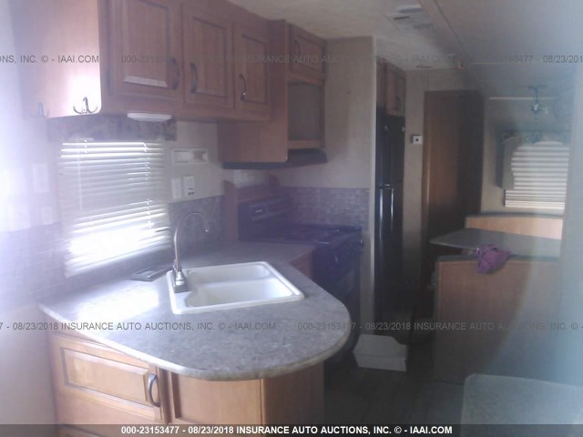 4X4TPUP27EP047851 - 2014 FOREST RIVER PUMA  白色 照片 8