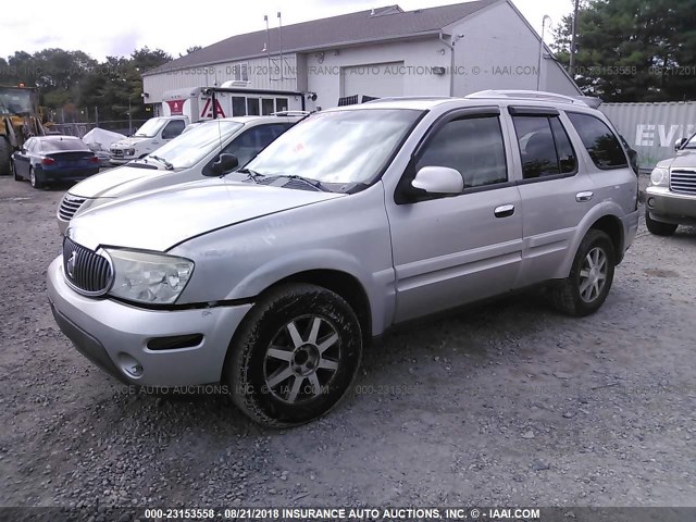 5GADT13S962331105 - 2006 BUICK RAINIER CXL SILVER photo 2