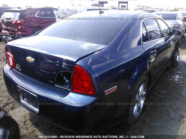 1G1ZG57B79F249762 - 2009 CHEVROLET MALIBU LS BLUE photo 4