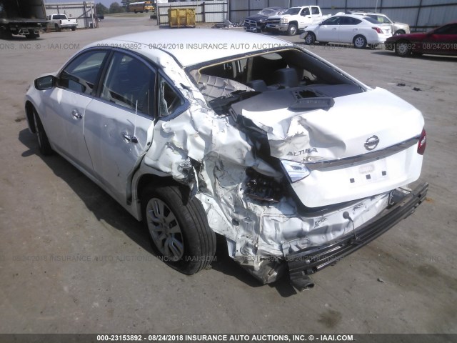 1N4AL3AP0GN374992 - 2016 NISSAN ALTIMA 2.5/S/SV/SL/SR WHITE photo 3