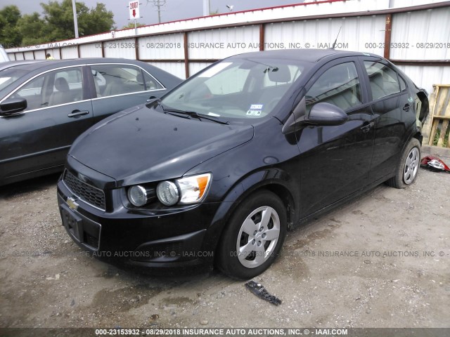 1G1JB5SH5D4229439 - 2013 CHEVROLET SONIC LS 黑色 照片 2
