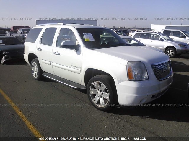 1GKFK63847J389792 - 2007 GMC YUKON DENALI WHITE photo 1