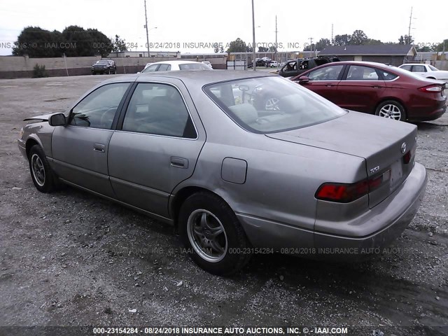 4T1BG22K2XU603948 - 1999 TOYOTA CAMRY CE/LE/XLE ნაცრისფერი ფოტო 3