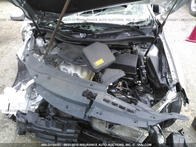 4T1BF1FK2FU064236 - 2015 TOYOTA CAMRY LE/XLE/SE/XSE SILVER photo 10