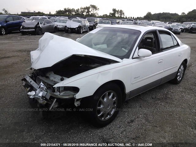 2G4WF5219X1567653 - 1999 BUICK REGAL GS/GSE WHITE photo 2