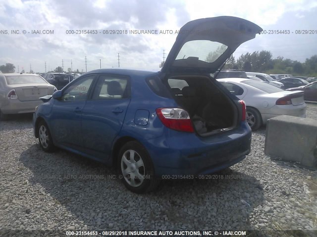 2T1KU4EE8AC309019 - 2010 TOYOTA COROLLA MATRIX  BLUE photo 3