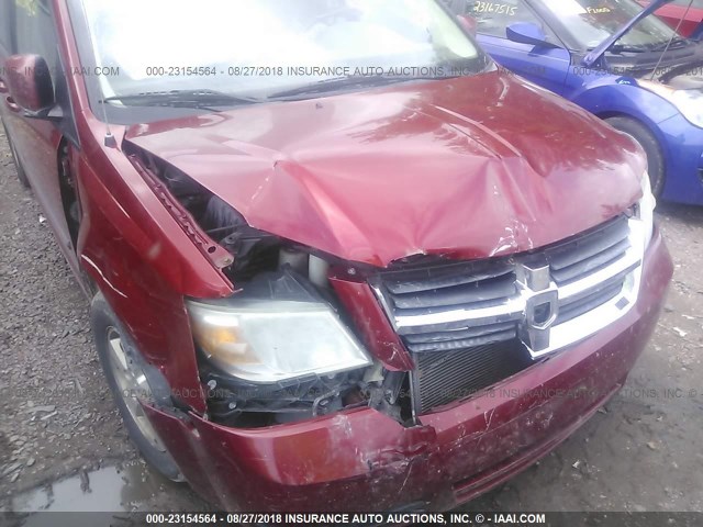 1D8HN54P58B147375 - 2008 DODGE GRAND CARAVAN SXT RED photo 6