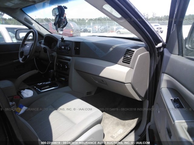 1J8GS48K77C693186 - 2007 JEEP GRAND CHEROKEE LAREDO/COLUMBIA/FREEDOM 黑色 照片 5
