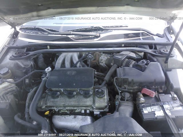 4T1BF30K22U507774 - 2002 TOYOTA CAMRY LE/XLE/SE 银色 照片 10