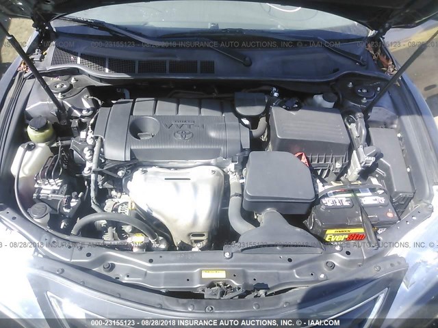 4T4BF3EK3BR151074 - 2011 TOYOTA CAMRY SE/LE/XLE ნაცრისფერი ფოტო 10