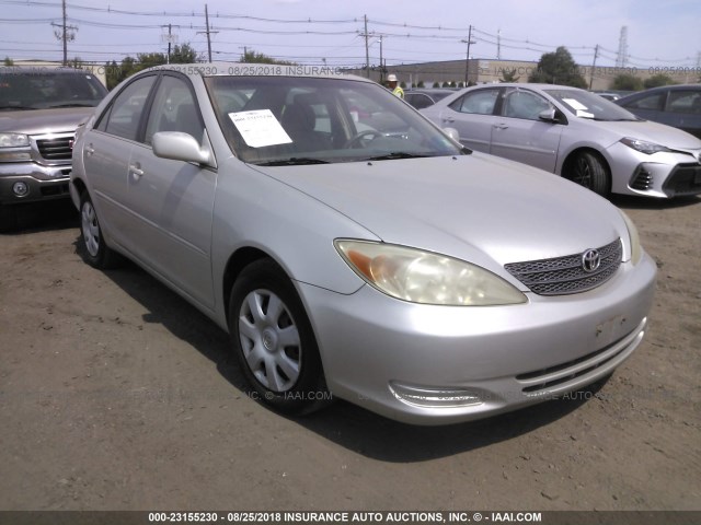 4T1BE32K92U001889 - 2002 TOYOTA CAMRY LE/XLE/SE Күміс фото 1