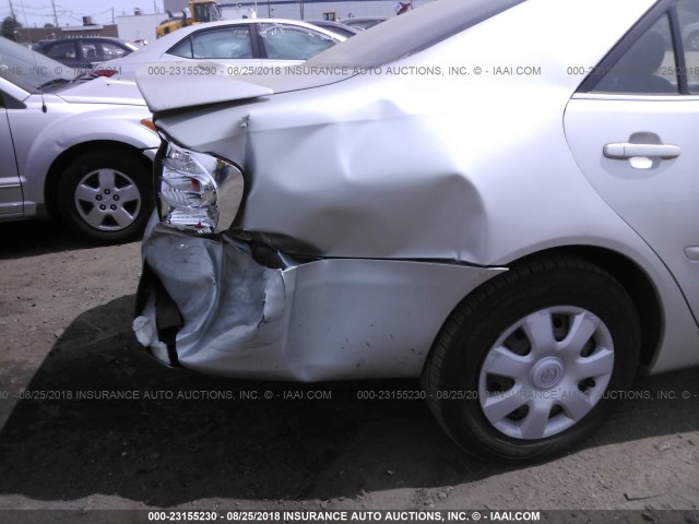 4T1BE32K92U001889 - 2002 TOYOTA CAMRY LE/XLE/SE Күміс фото 6