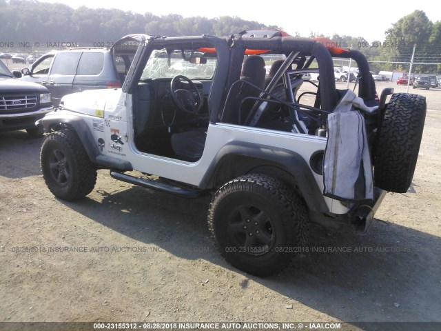 1J4FA49S13P361360 - 2003 JEEP WRANGLER / TJ SPORT SILVER photo 3