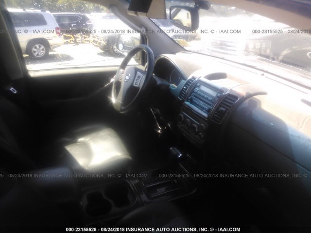 5N1AR18W76C650570 - 2006 NISSAN PATHFINDER LE/SE/XE 灰色 照片 5