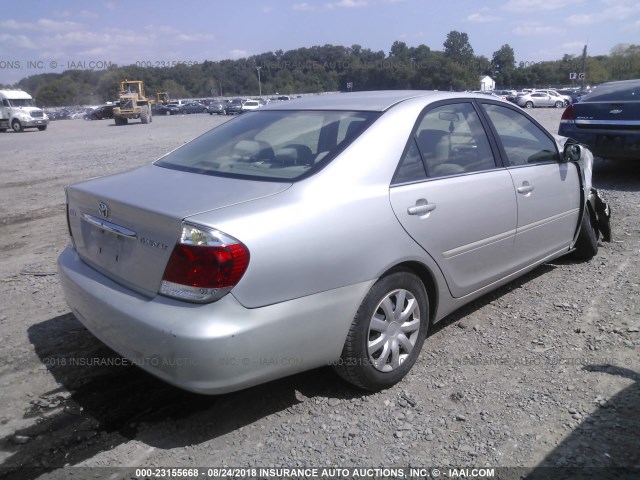 4T1BE32K25U613176 - 2005 TOYOTA CAMRY LE/XLE/SE SILVER photo 4