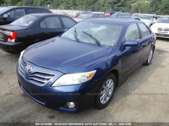 4T1BK3EK4BU615429 - 2011 TOYOTA CAMRY SE/LE/XLE 深蓝色 照片 2