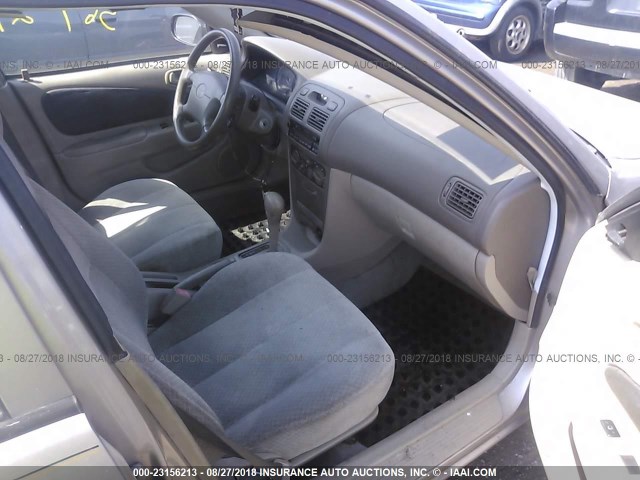 1NXBR12E8YZ391749 - 2000 TOYOTA COROLLA VE/CE/LE 银色 照片 5
