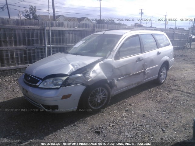 1FAHP36N57W115189 - 2007 FORD FOCUS ZXW/S/SE/SES SILVER photo 2