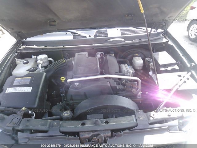 1GNDT13S842360601 - 2004 CHEVROLET TRAILBLAZER LS/LT GREEN photo 10