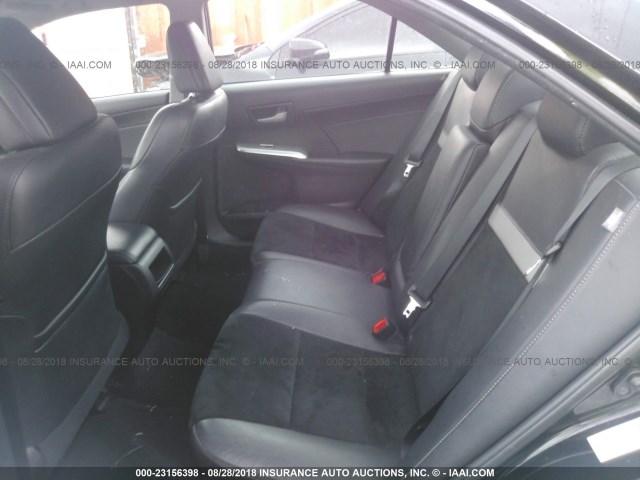 4T1BF1FK9EU810566 - 2014 TOYOTA CAMRY L/SE/LE/XLE Qara foto 8