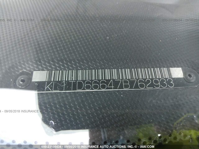 KL1TD66647B762933 - 2007 CHEVROLET AVEO LS ORANGE photo 9