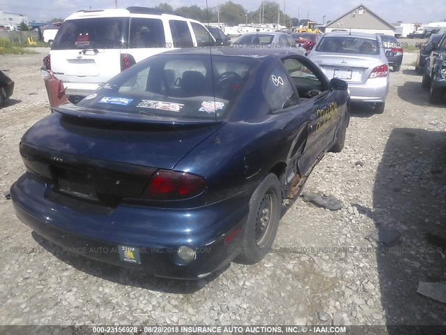 1G2JB124327346000 - 2002 PONTIAC SUNFIRE SE BLUE photo 4