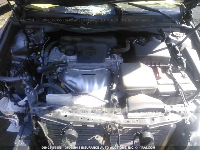 4T1BF1FK1HU279948 - 2017 TOYOTA CAMRY LE/XLE/SE/XSE 灰色 照片 10