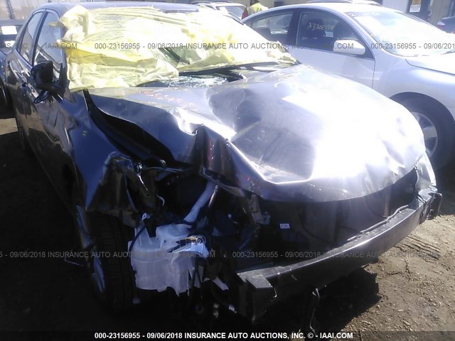 4T1BF1FK1HU279948 - 2017 TOYOTA CAMRY LE/XLE/SE/XSE 灰色 照片 6