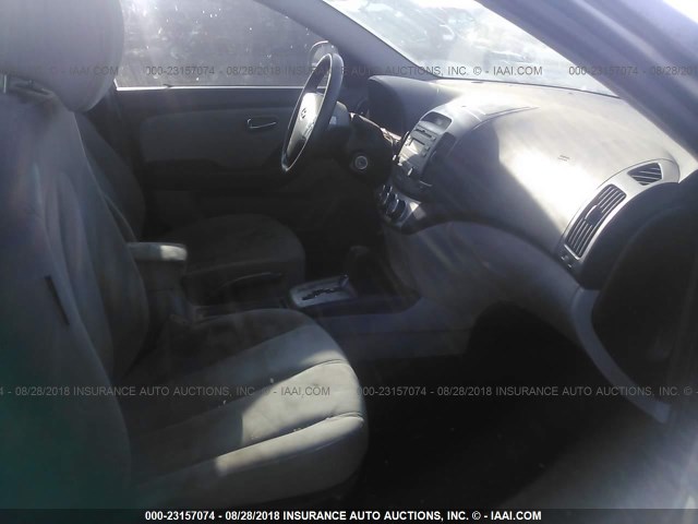 KMHDU4AD1AU172672 - 2010 HYUNDAI ELANTRA BLUE/GLS/SE GRAY photo 5