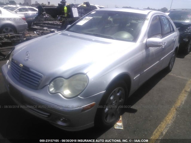 WDBRF81J45F724868 - 2005 MERCEDES-BENZ C 240 4MATIC SILVER photo 2