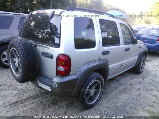 1J8GL48KX3W702534 - 2003 JEEP LIBERTY SPORT/FREEDOM SILVER photo 4