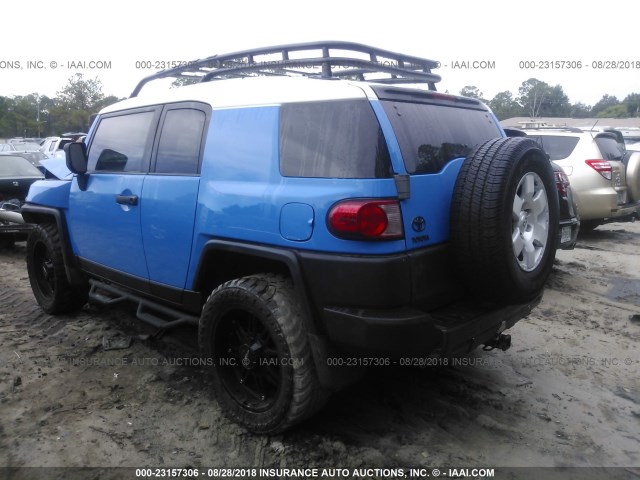 JTEBU11FX70094058 - 2007 TOYOTA FJ CRUISER BLUE photo 3