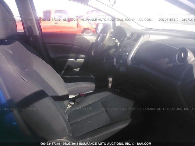 3N1CE2CP5EL423673 - 2014 NISSAN VERSA NOTE S/S PLUS/SV/SL BLUE photo 5