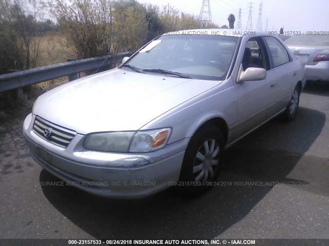 4T1BG22K41U042417 - 2001 TOYOTA CAMRY CE/LE/XLE 金色 照片 2