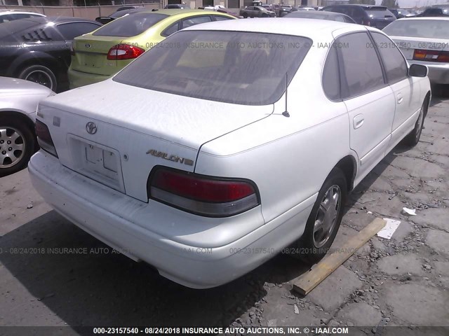 4T1GB11E4SU044731 - 1995 TOYOTA AVALON XLS WHITE photo 4