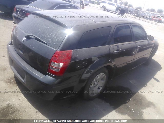 2D4FV48T55H596262 - 2005 DODGE MAGNUM SE BLACK photo 4