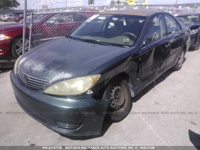 JTDBE32K763063016 - 2006 TOYOTA CAMRY LE/XLE GREEN photo 6