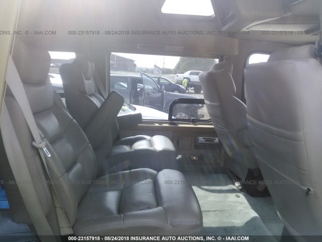 2B6HB11Z62K146506 - 2002 DODGE RAM VAN B1500 WHITE photo 8