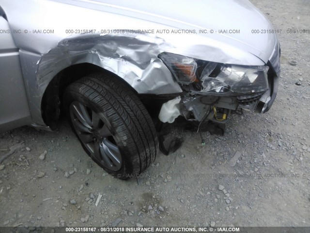 1HGCP3F80BA000621 - 2011 HONDA ACCORD EXL SILVER photo 6