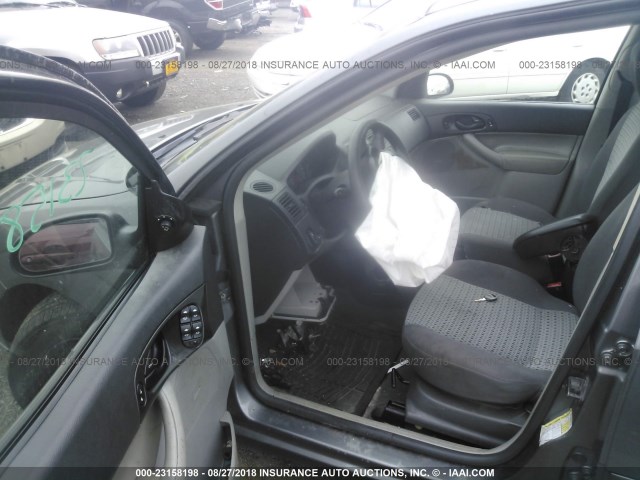 1FAFP34N17W101168 - 2007 FORD FOCUS ZX4/S/SE/SES 灰色 照片 5