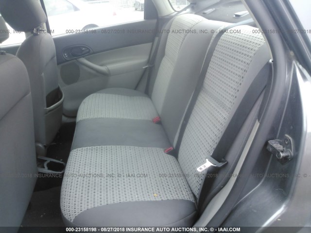 1FAFP34N17W101168 - 2007 FORD FOCUS ZX4/S/SE/SES 灰色 照片 8