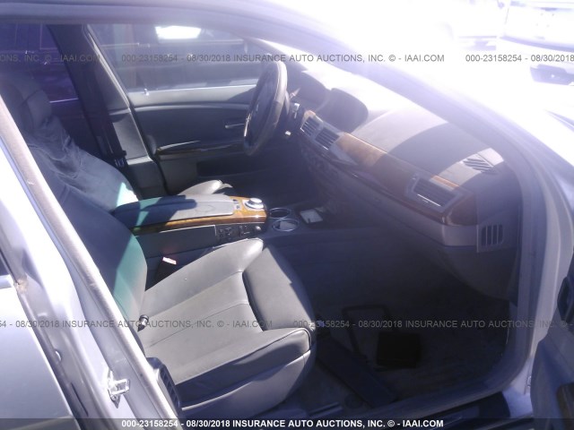 WBAGN63443DR10441 - 2003 BMW 745 LI فضي صورة 5