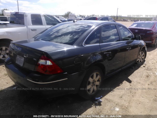 1FAHP24167G139764 - 2007 FORD FIVE HUNDRED SEL GREEN photo 4