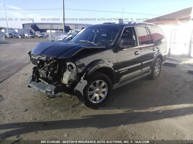 5LMFU27R33LJ30364 - 2003 LINCOLN NAVIGATOR Noir photo 2