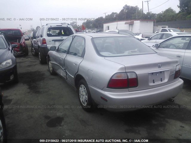 1HGCD5698TA258917 - 1996 HONDA ACCORD VALUE TAN photo 3