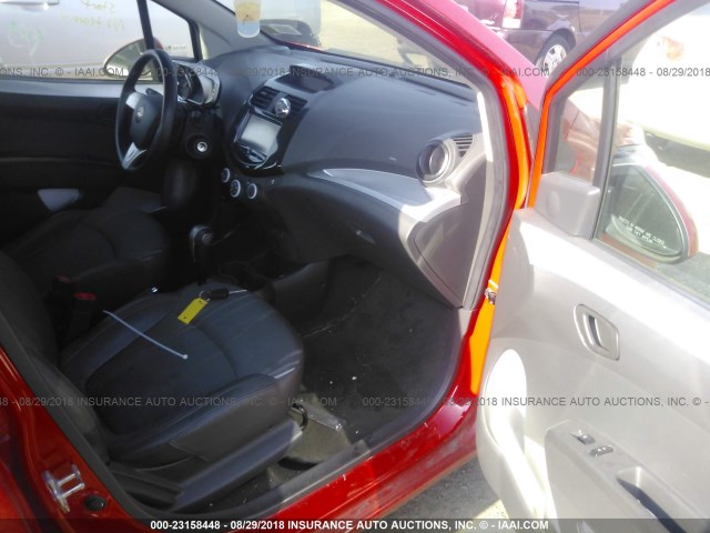 KL8CD6S90EC490048 - 2014 CHEVROLET SPARK 1LT RED photo 5