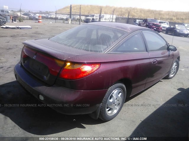 1G8ZR14792Z232633 - 2002 SATURN SC2 MAROON photo 4