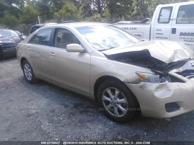 4T1BF3EK6BU619762 - 2011 TOYOTA CAMRY SE/LE/XLE 金色 照片 1