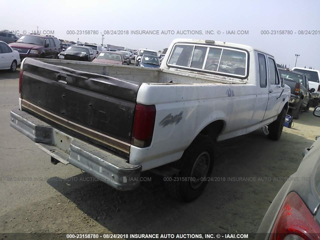 1FTHX26H3NKB70081 - 1992 FORD F250 WHITE photo 4